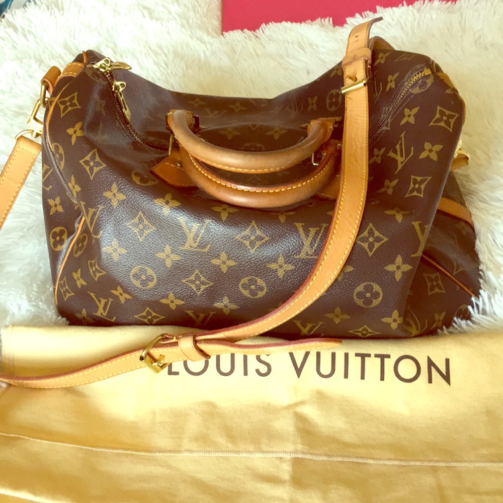Authentic LV Speedy bandouliere 35